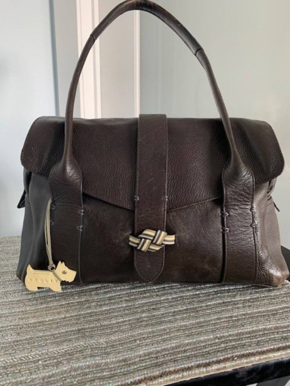 RADLEY LONDON "Marsden" Dark Brown Grained Leather Bag from the 2000's
